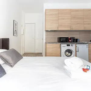 Appartement Pigalle/saint-lazare Studio Paris