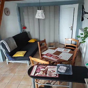  Pensjonat Bellevue 3 Rue Du Bourg A Montastruc 47380 Entree Independante Francja