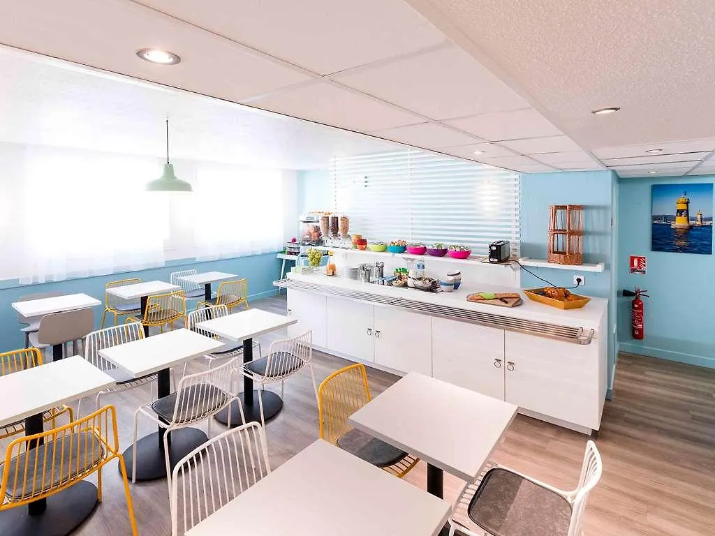 *** Hotel Ibis Styles Marseille Centre Prado Place Castellane France